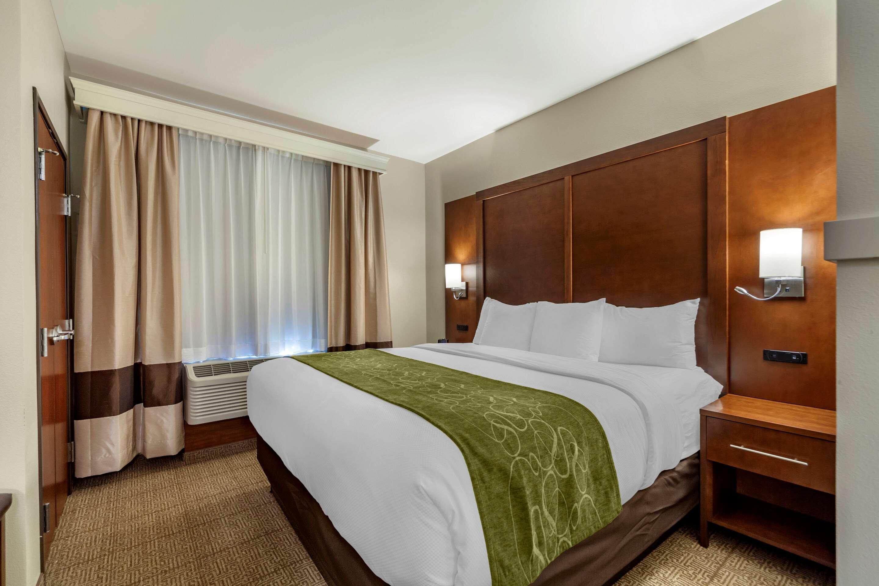 Comfort Suites Гранд-Айленд Экстерьер фото